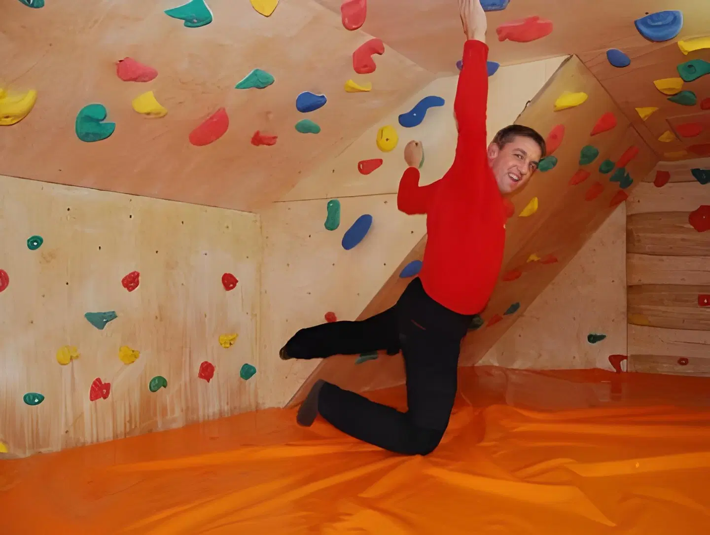 Outdoor Inn SPORTS_AND_LEISURE