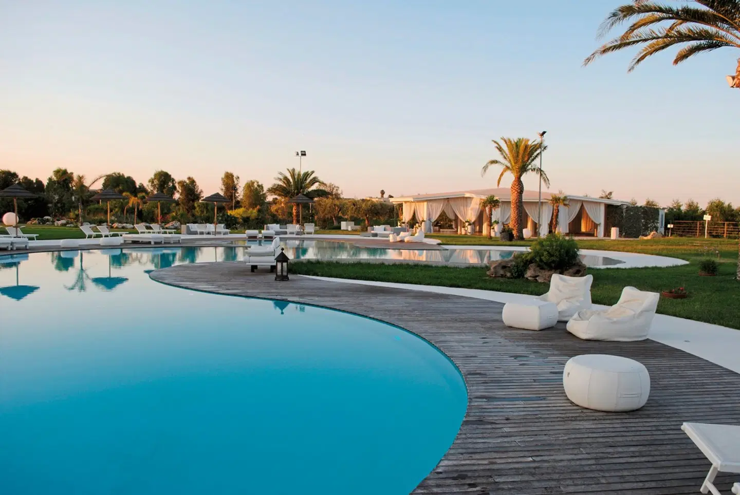 Borgo Pantano OUTDOOR_POOL