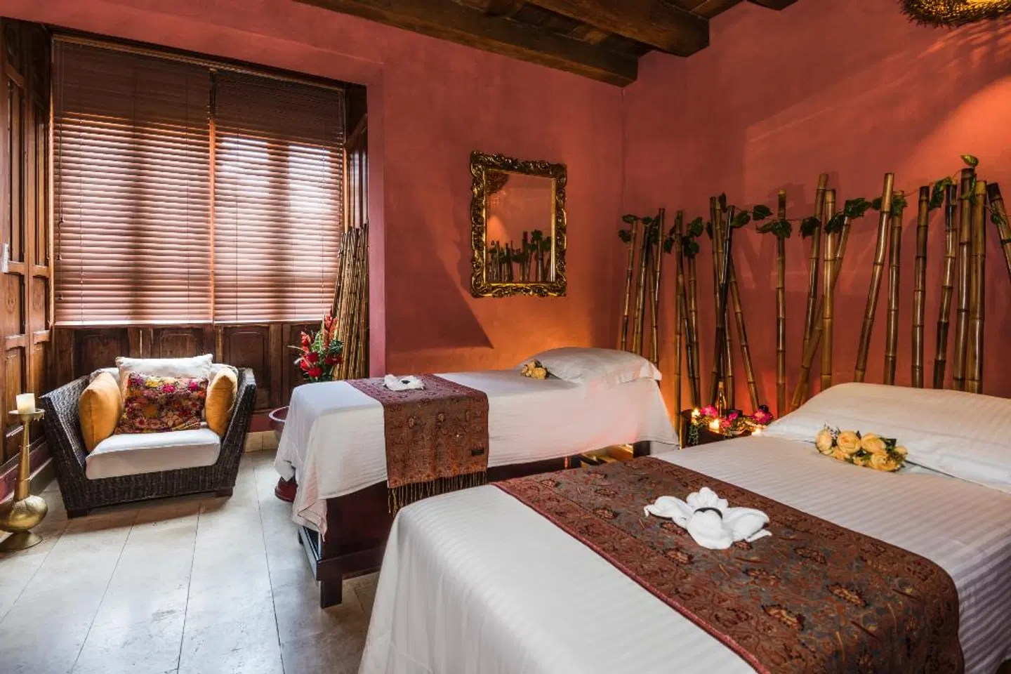 Ananda Hotel Boutique ROOM_EXAMPLE