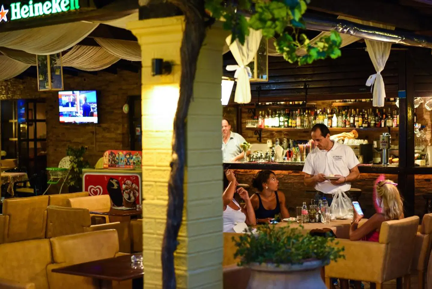 Ipsos Di Mare Hotel Bar