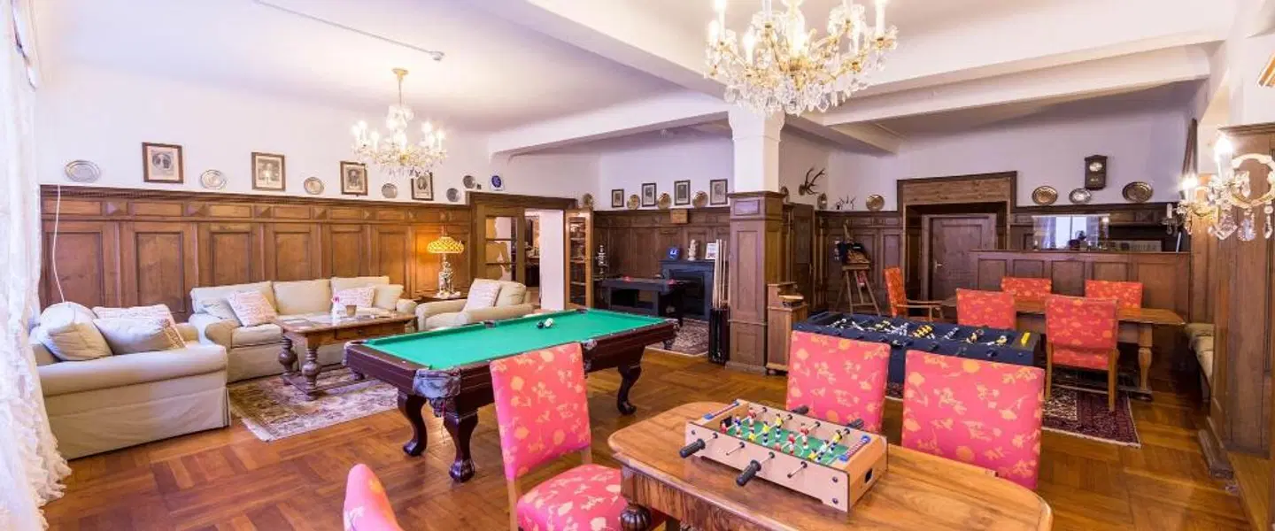 Hotel Goldener Hirsch Bar