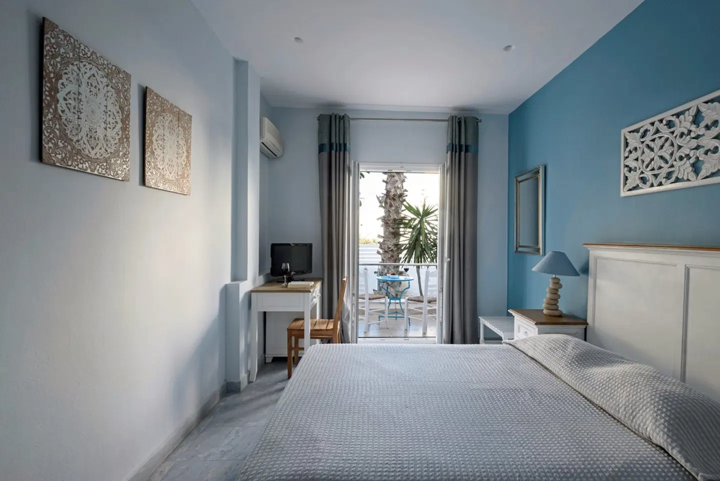 Alesahne Beach Hotel ROOM_EXAMPLE