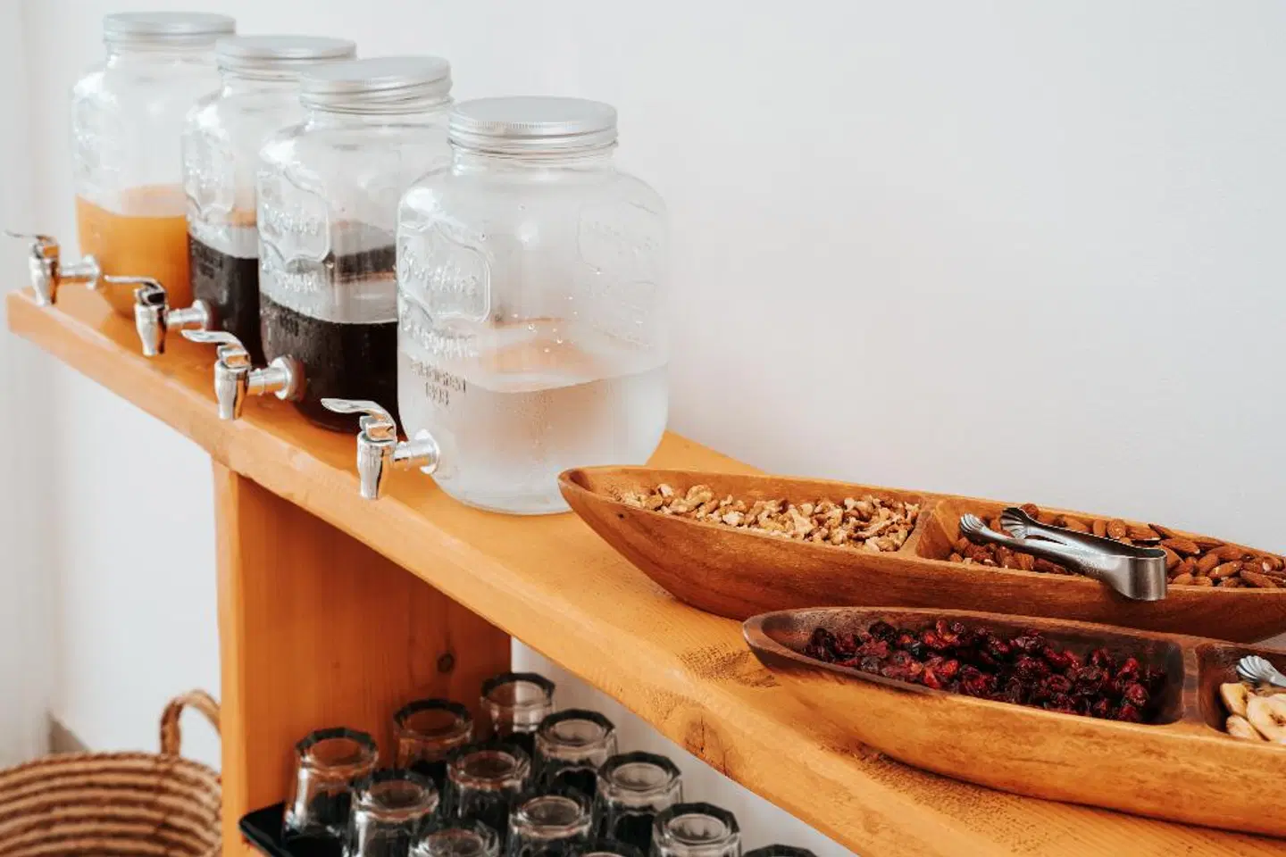 Mr & Mrs White Corfu Restaurant