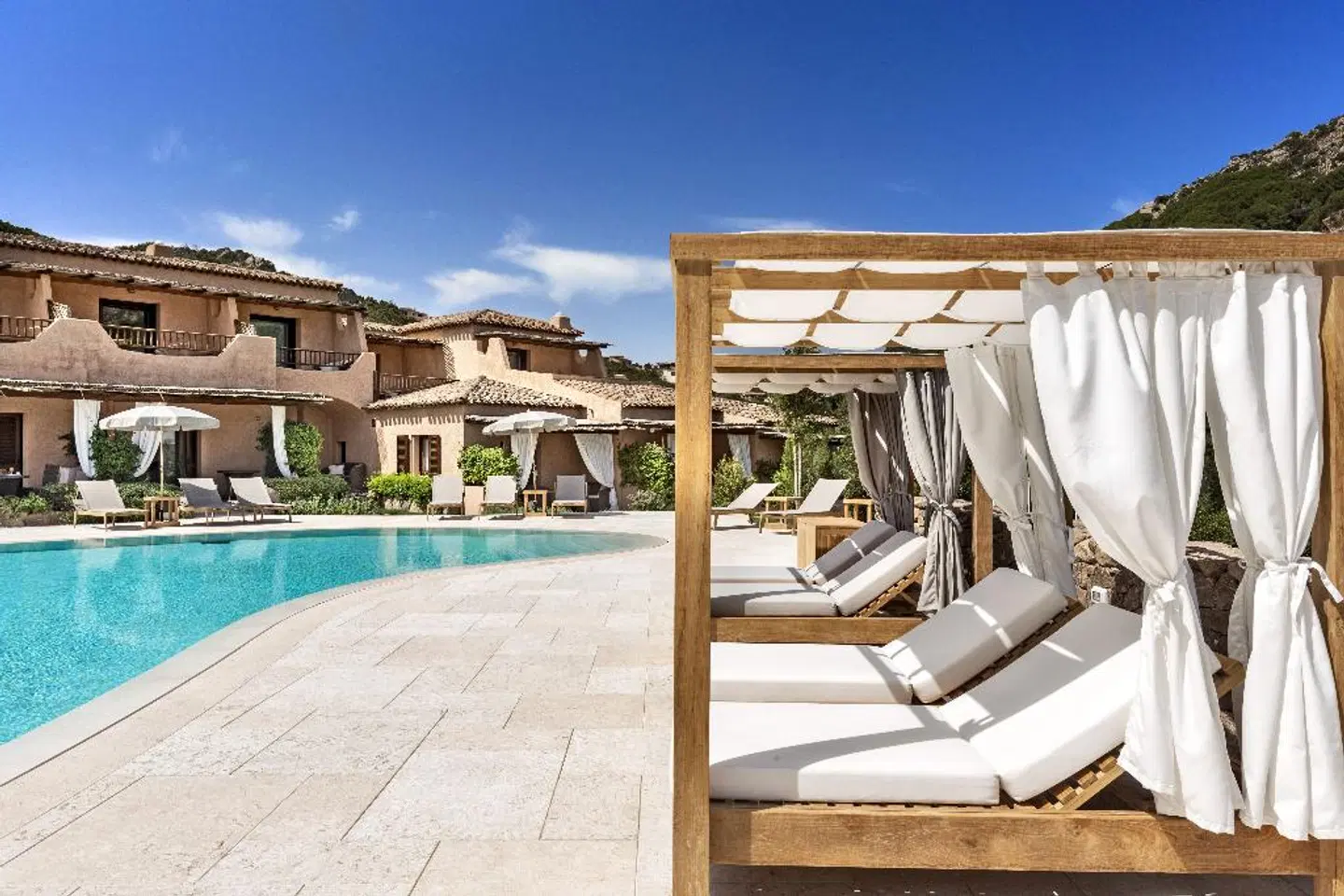 Relais Villa Carola OUTDOOR_POOL