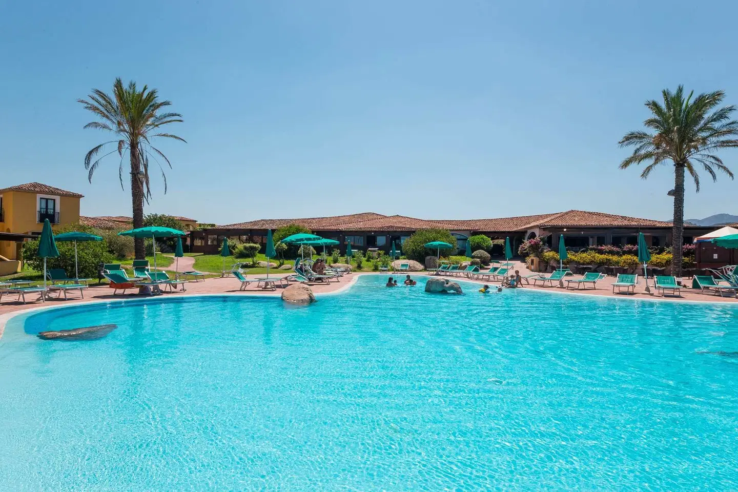Valtur Sardegna Baia dei Pini Resort OUTDOOR_POOL