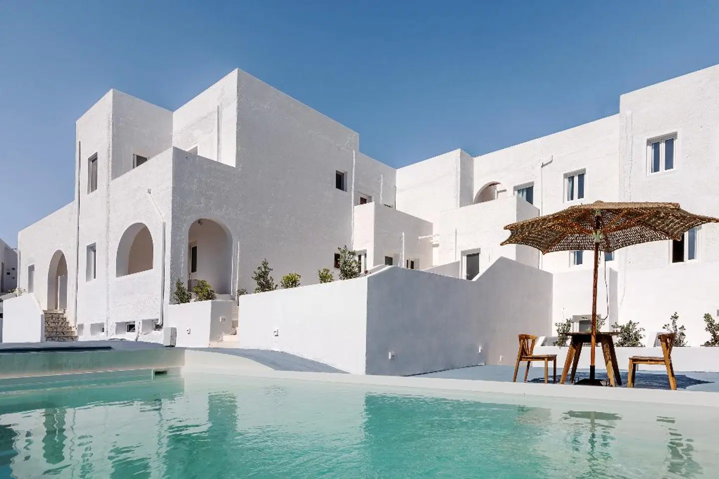 Vo'a Hotel & Suites OUTDOOR_POOL