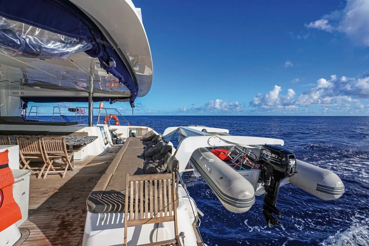 Dream Yacht Charter: Bora Bora Dream Terrasse