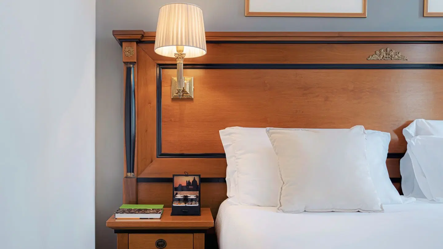 AllAngelo Art Hotel ROOM_EXAMPLE