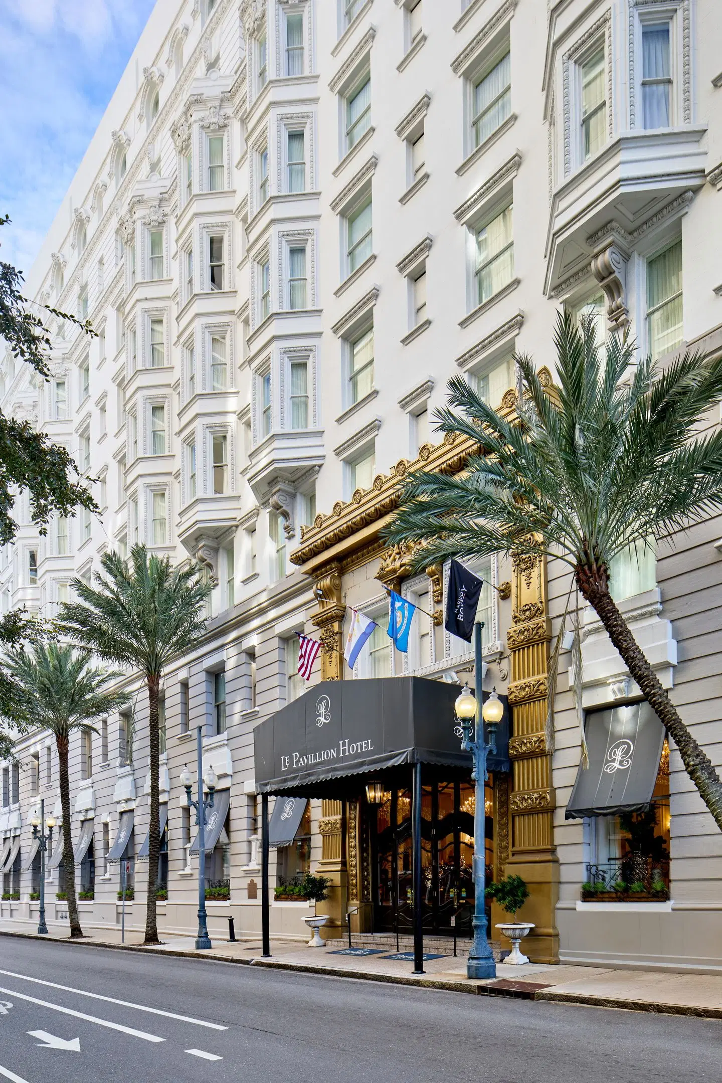 Le Pavillon, New Orleans, a Tribute Portfolio Hotel EXTERIOR