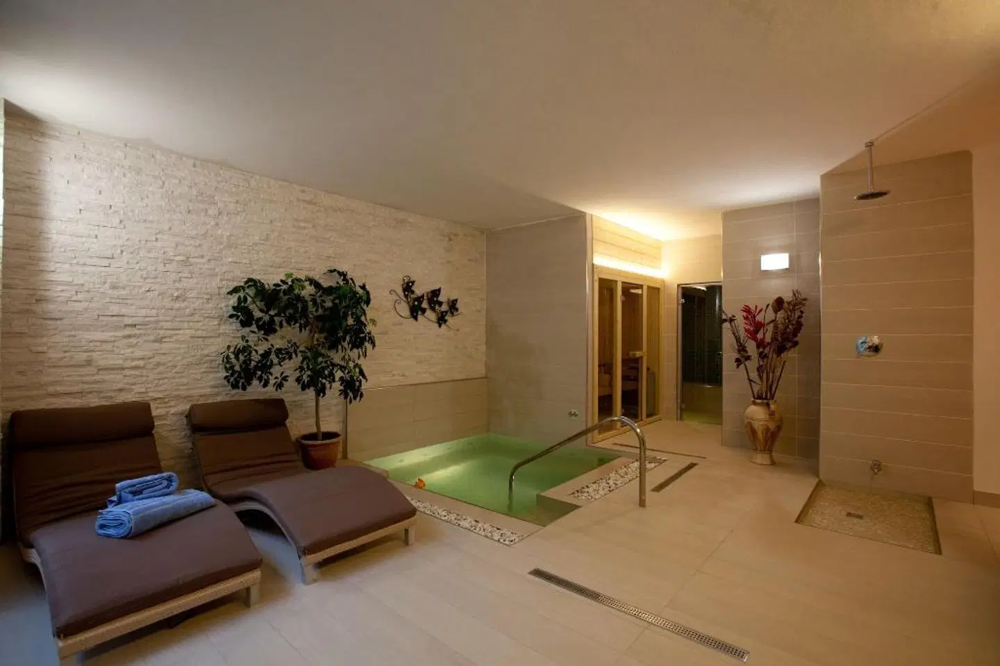 Villa Del Mare HEALTH_BEAUTY