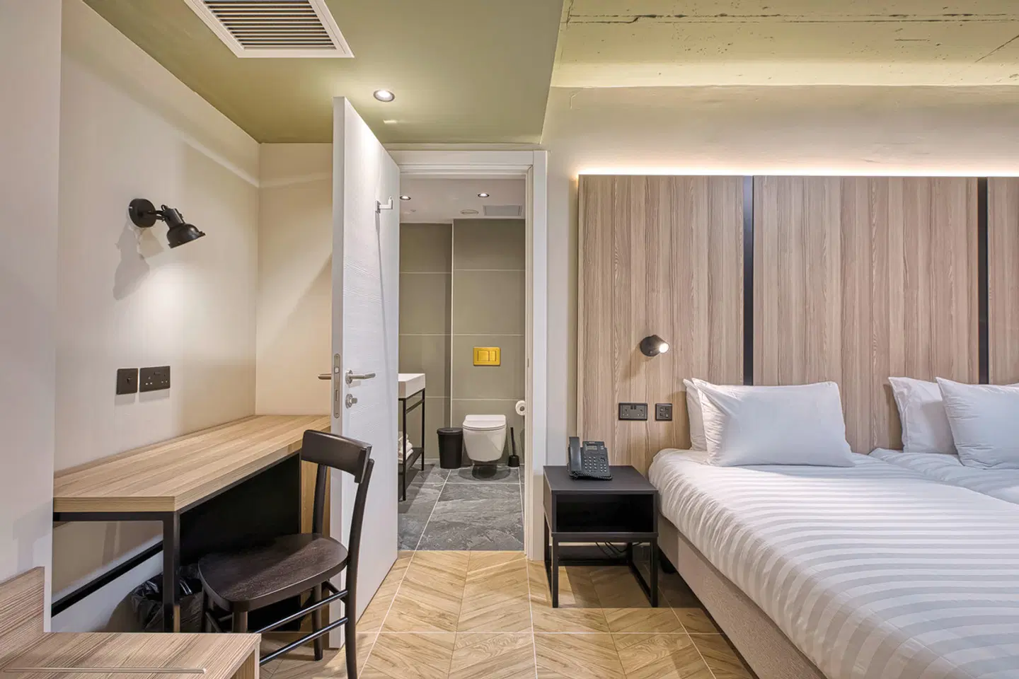 VITA Hotel & Rooftop ROOM_EXAMPLE