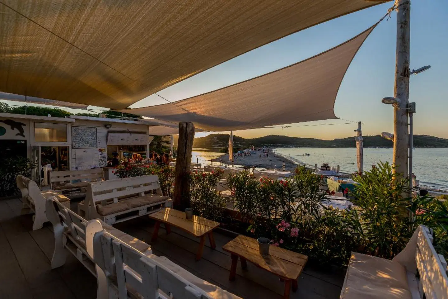 Residence Hotel Lu Nibareddu Terrasse