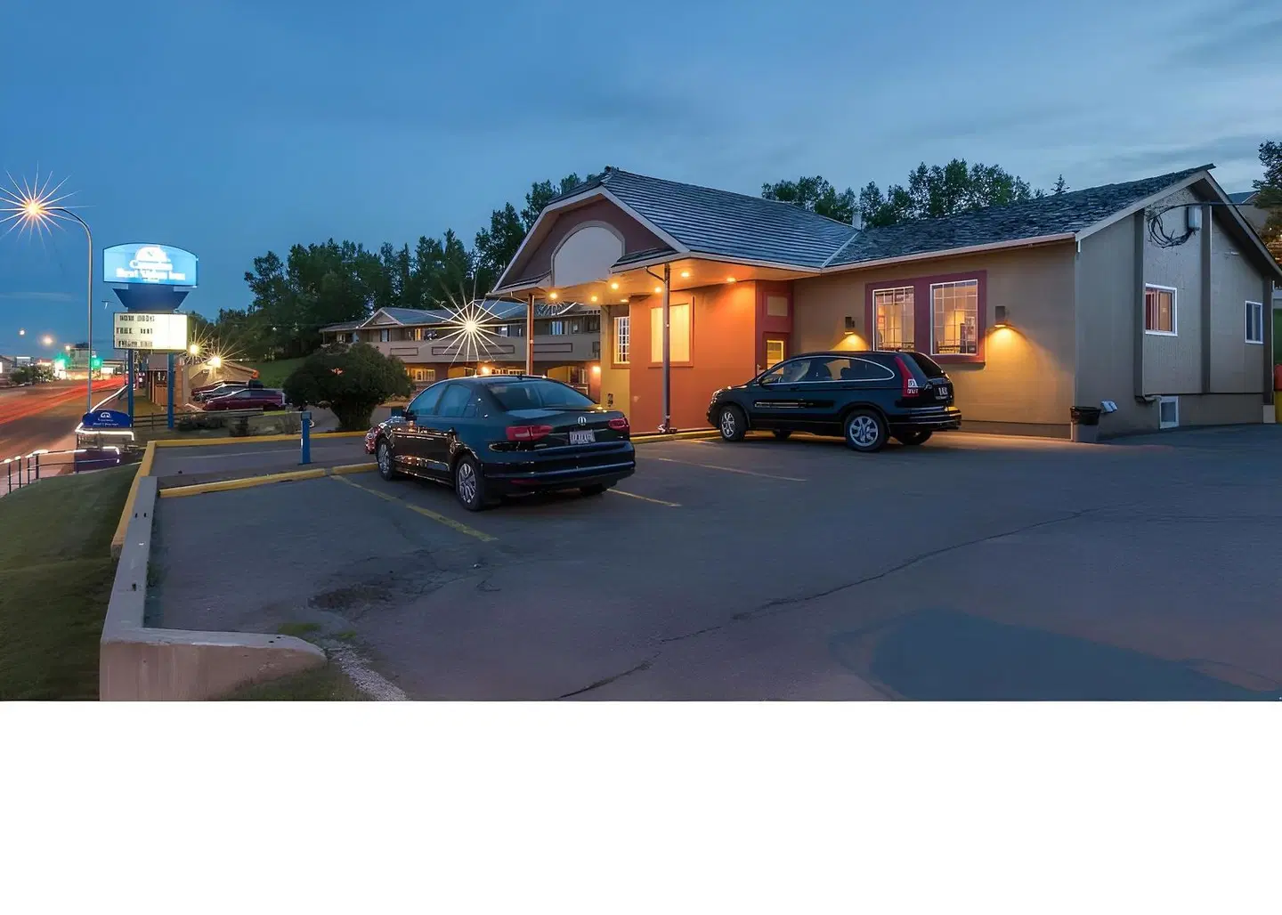 Canadas Best Value Inn Calgary Chinook Station EXTERIOR