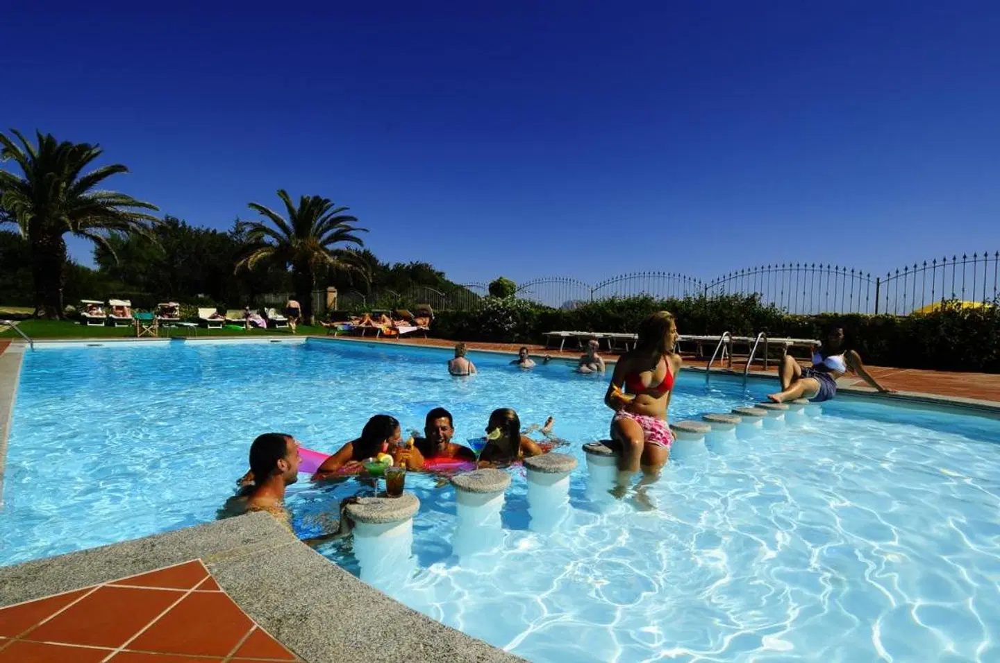 L'Esagono OUTDOOR_POOL