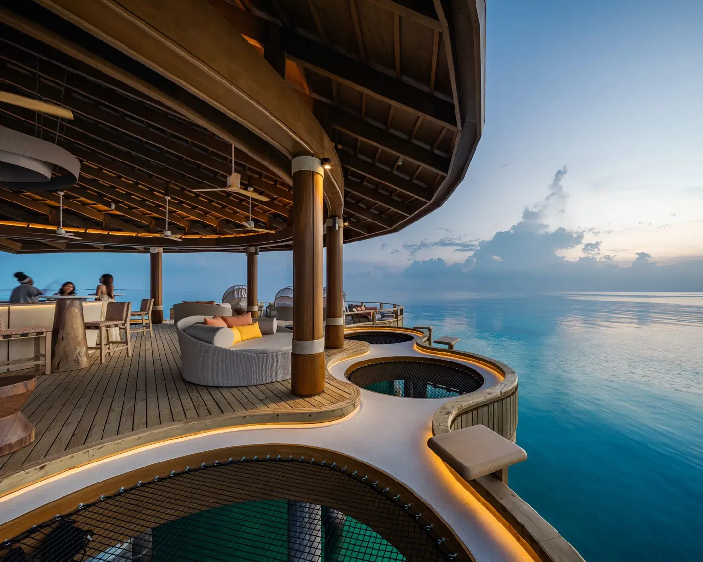 Centara Grand Lagoon Maldives TERRACE