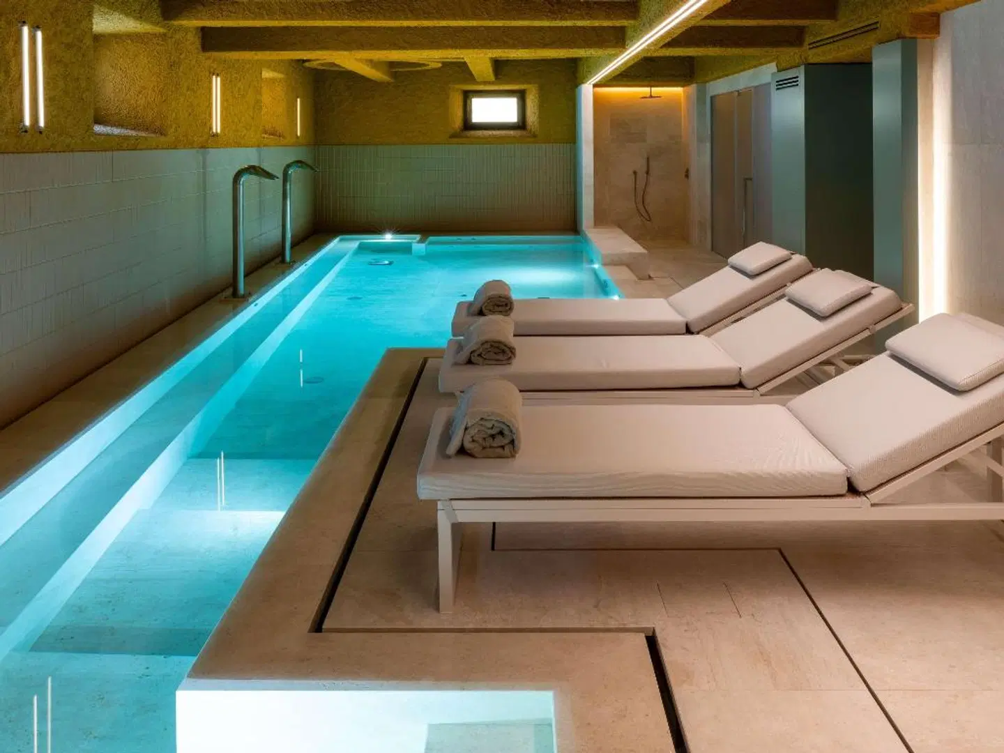 Palazzo Tirso Cagliari Mgallery Hallenbad