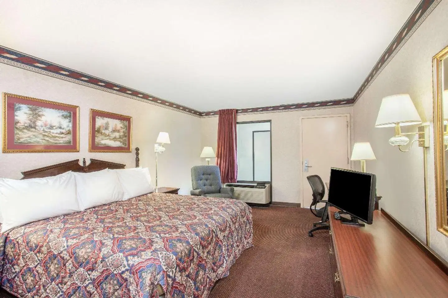 Days Inn by Wyndham Saint Pauls ROOM_EXAMPLE