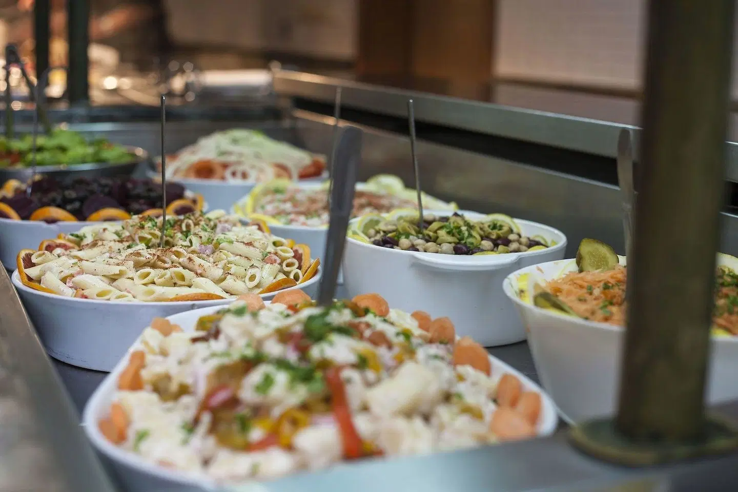 Canifor Hotel Restaurant