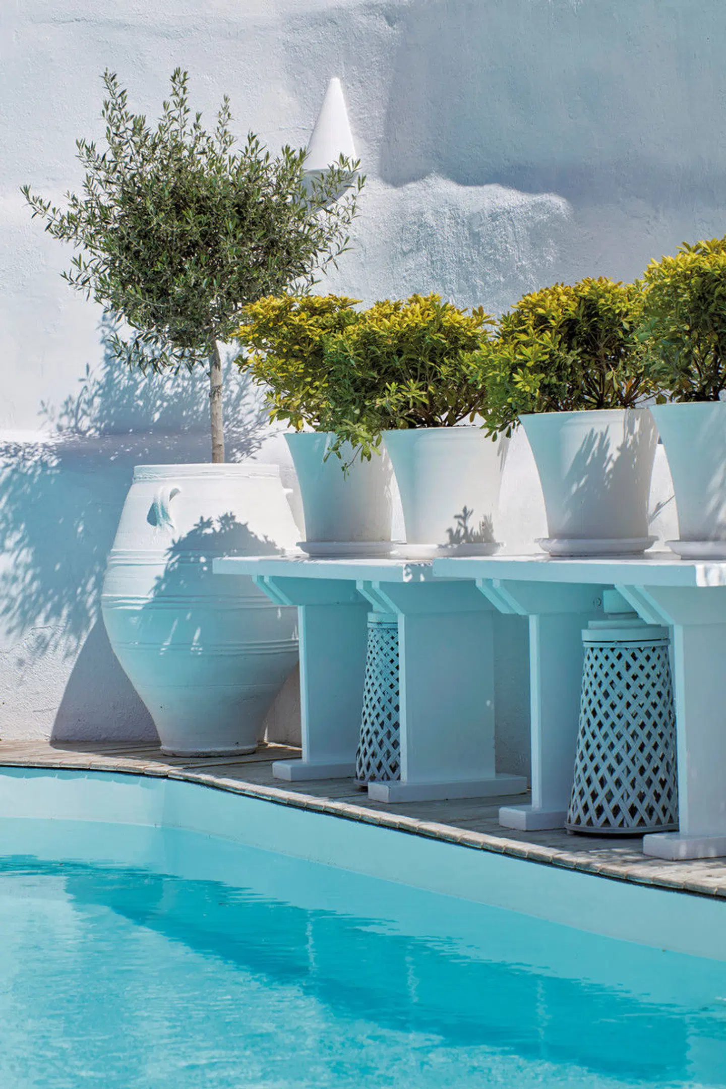 Sun Rocks OUTDOOR_POOL