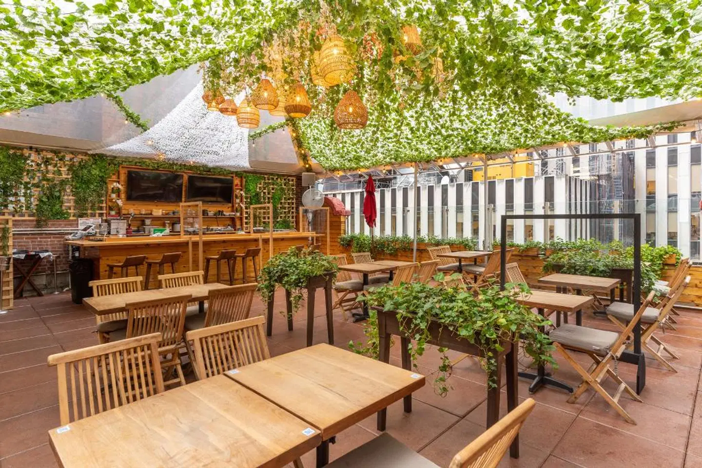 Sanctuary Hotel New York Terrasse