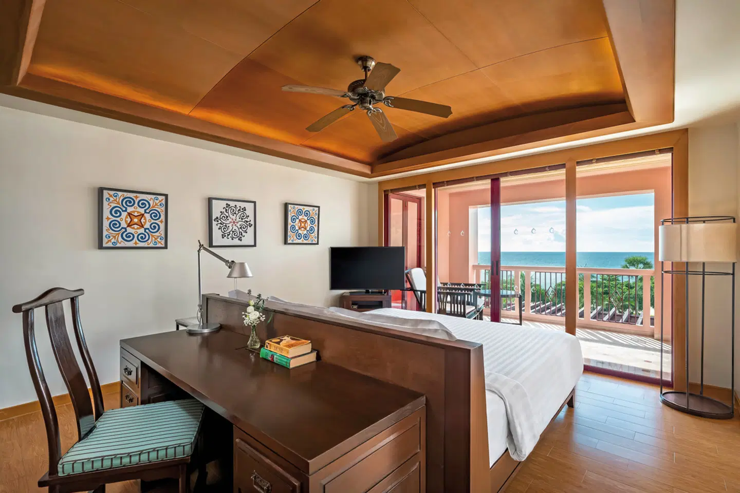 Centara Grand Beach Resort Phuket ROOM_EXAMPLE