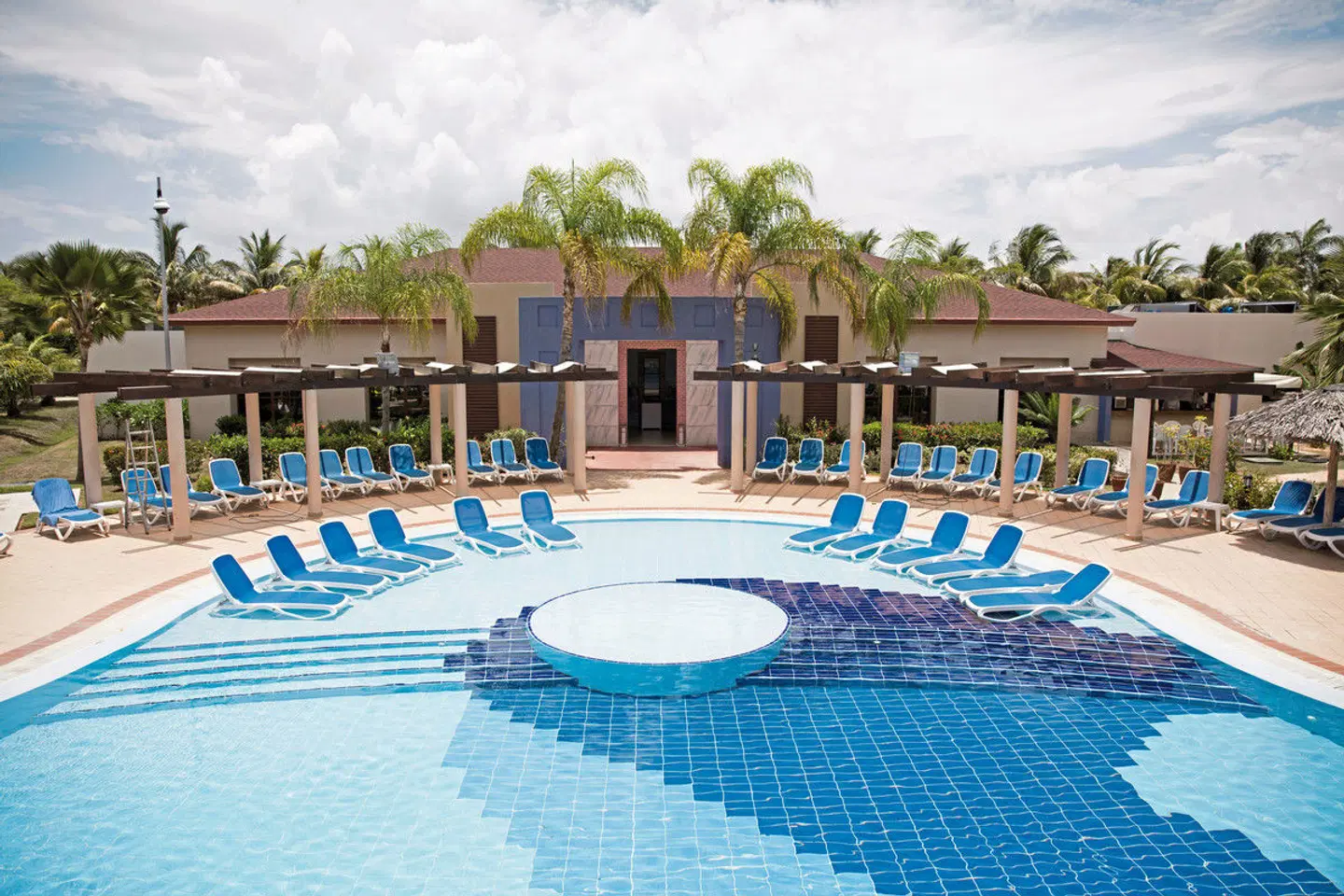 Sanctuary at Grand Memories Varadero OUTDOOR_POOL
