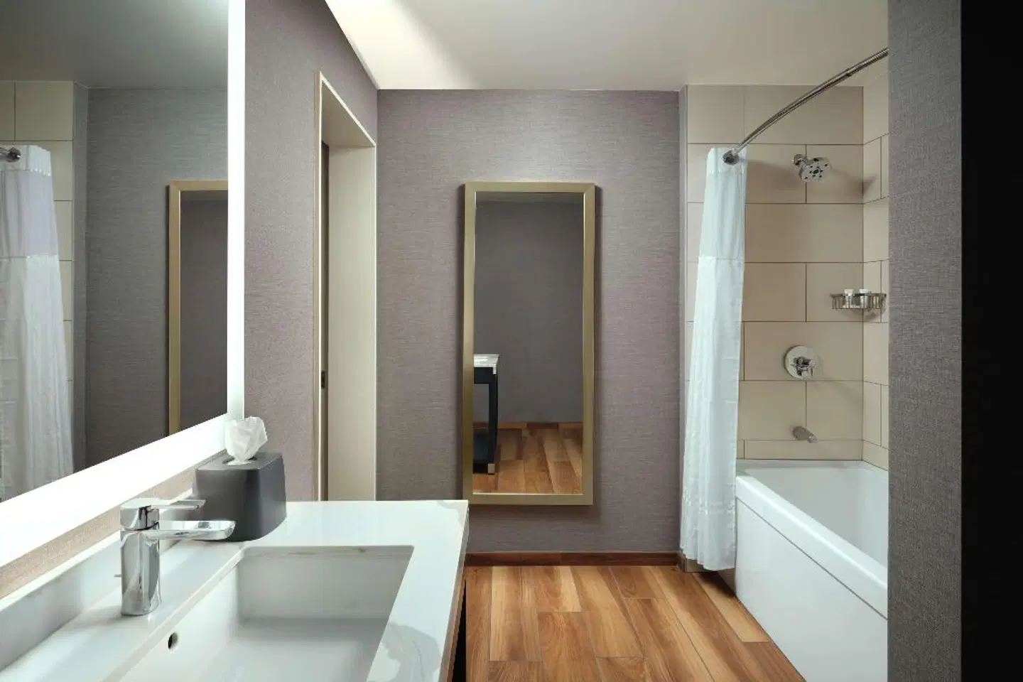 Hyatt Place LAX/Century Blvd Badezimmer