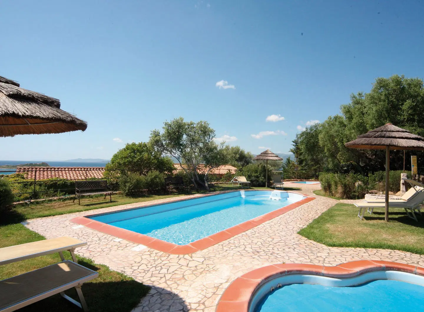 Residence Baia Salinedda OUTDOOR_POOL