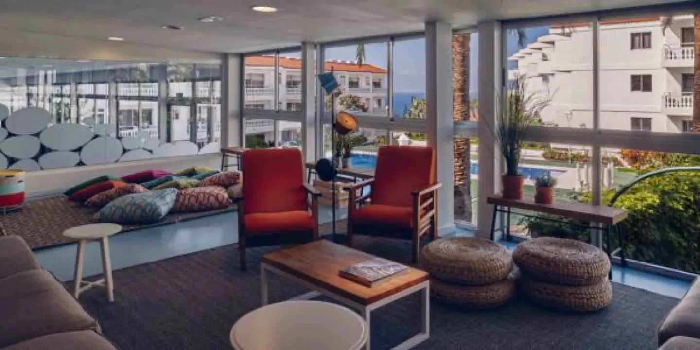 Route Active LOUNGE_LOBBY