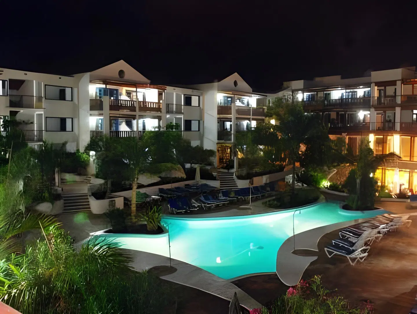 Nazaret Mansion OUTDOOR_POOL