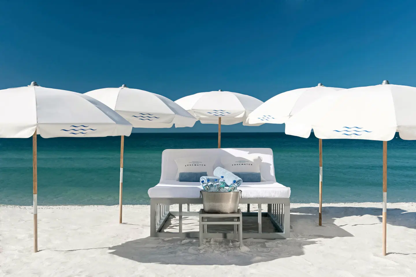 Edgewater Beach Hotel Strand