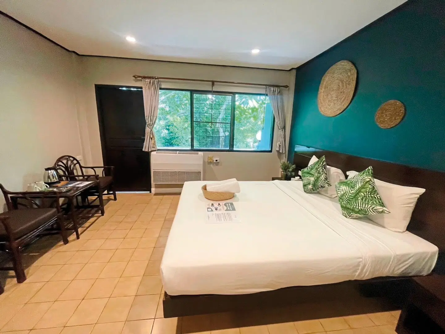 Let's Hyde Resort & Villas ROOM_EXAMPLE