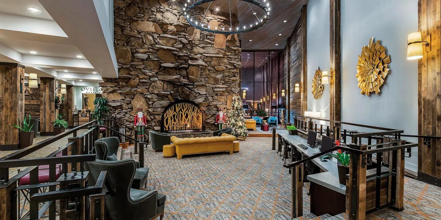 Crowne Plaza Resort Asheville LOUNGE_LOBBY