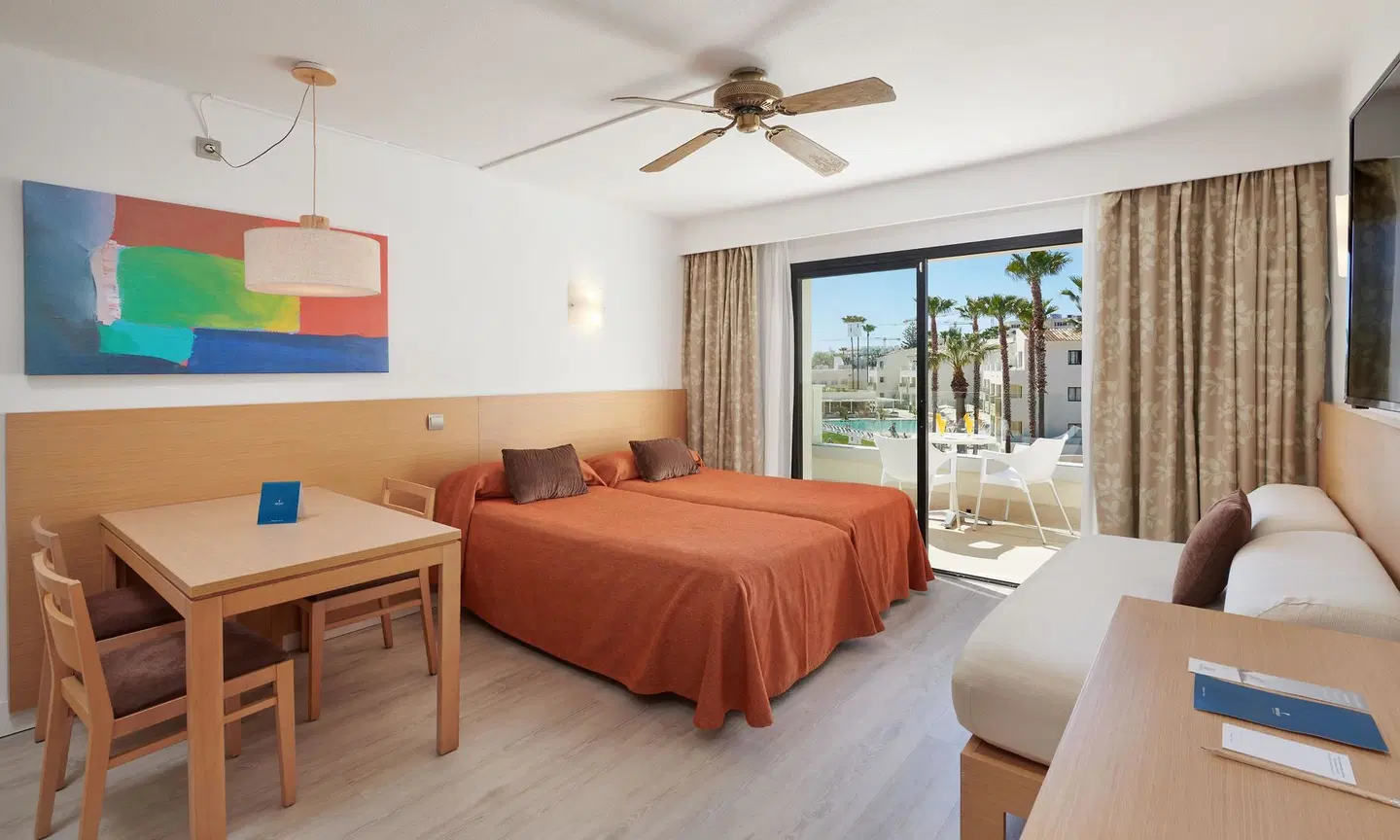 Hipotels Mediterráneo Club ROOM_EXAMPLE