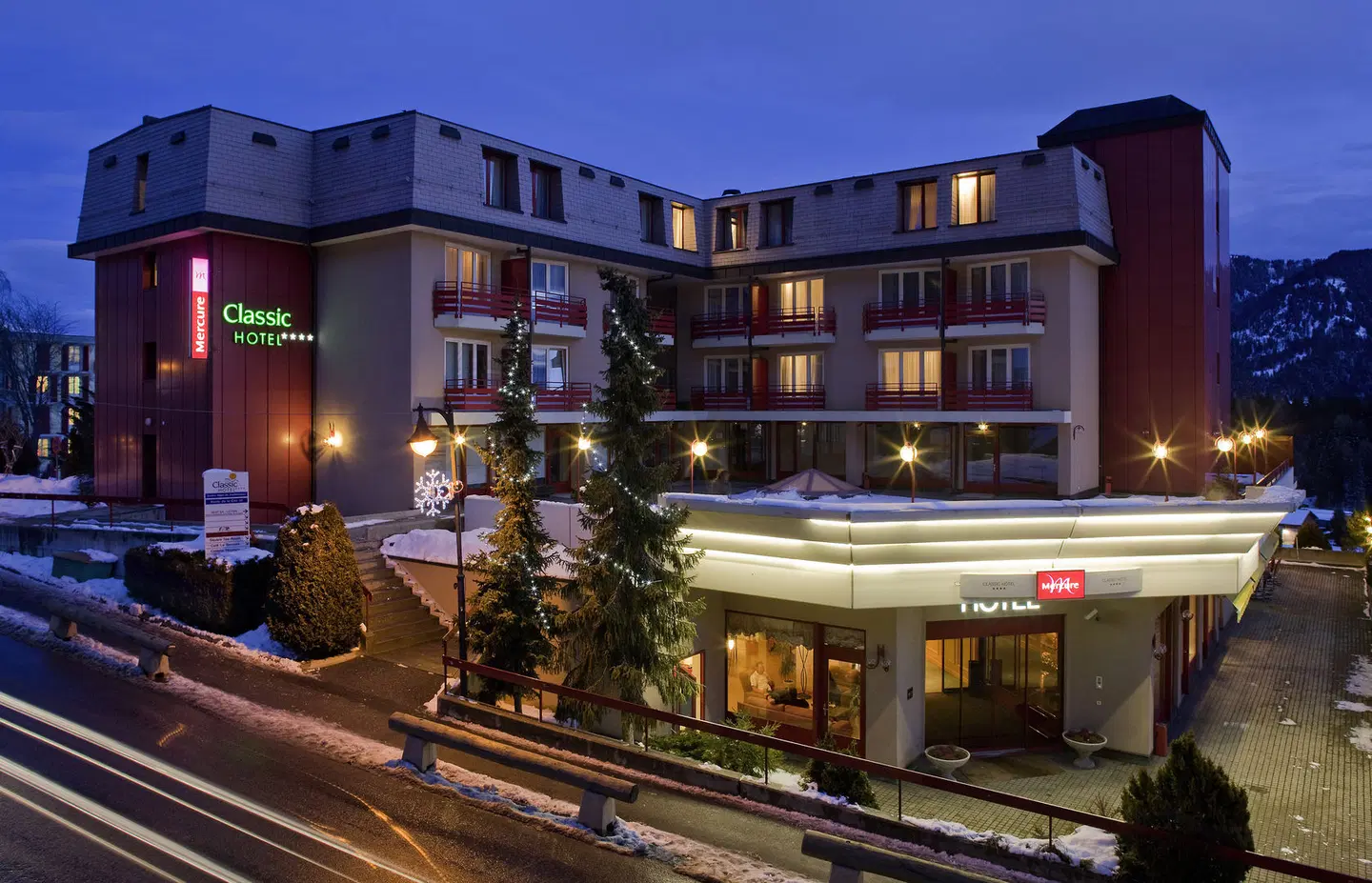 Alpine Classic Hotel EXTERIOR