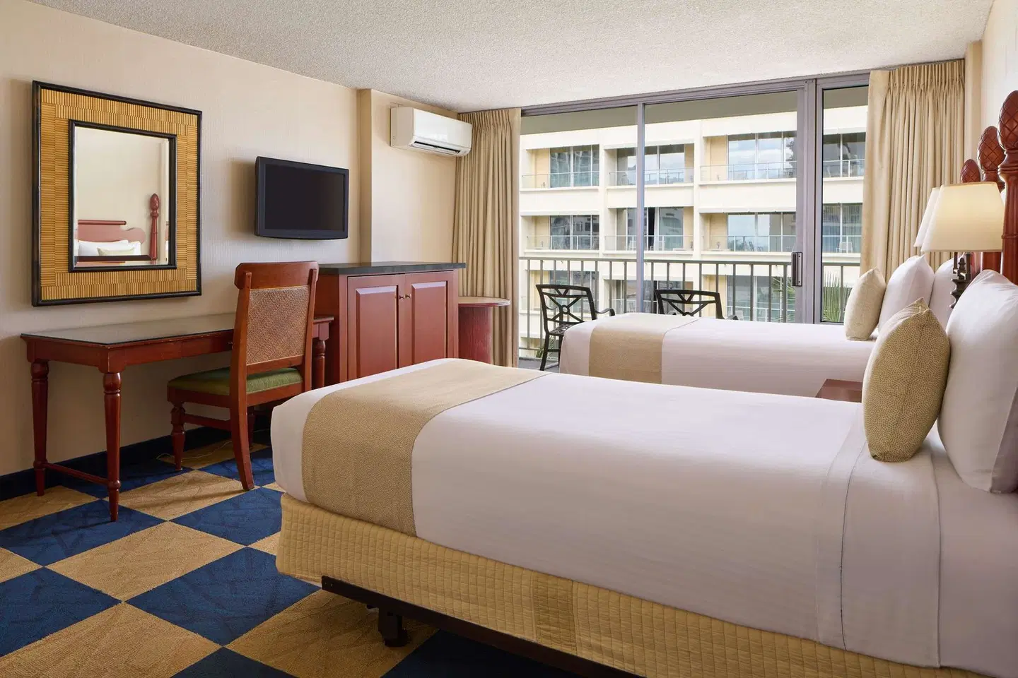 Ewa Hotel Waikiki ROOM_EXAMPLE