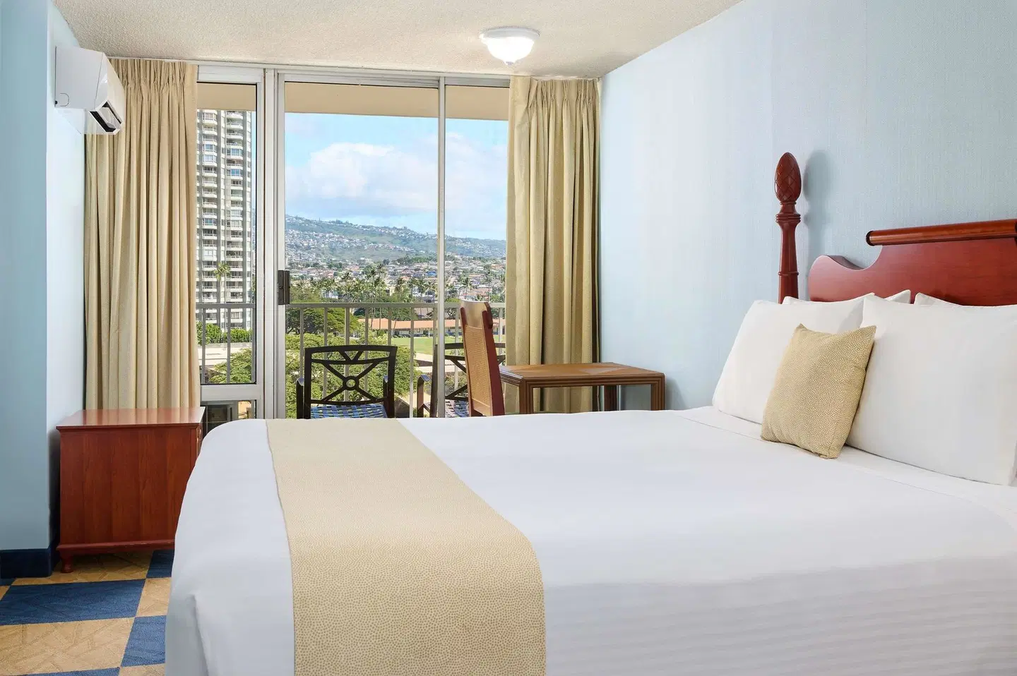 Ewa Hotel Waikiki ROOM_EXAMPLE