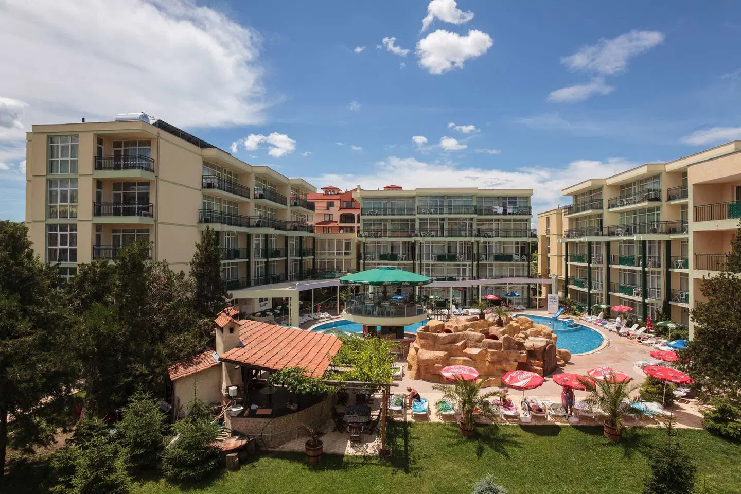 Sunny Day Club Hotel EXTERIOR