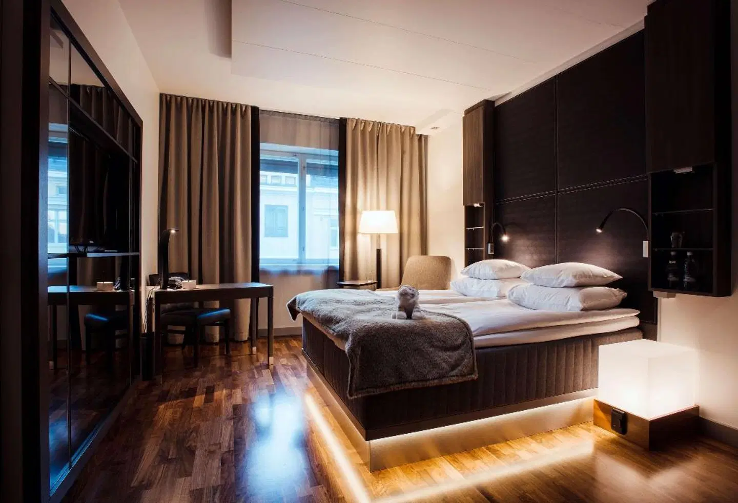 Glo Hotel Art ROOM_EXAMPLE