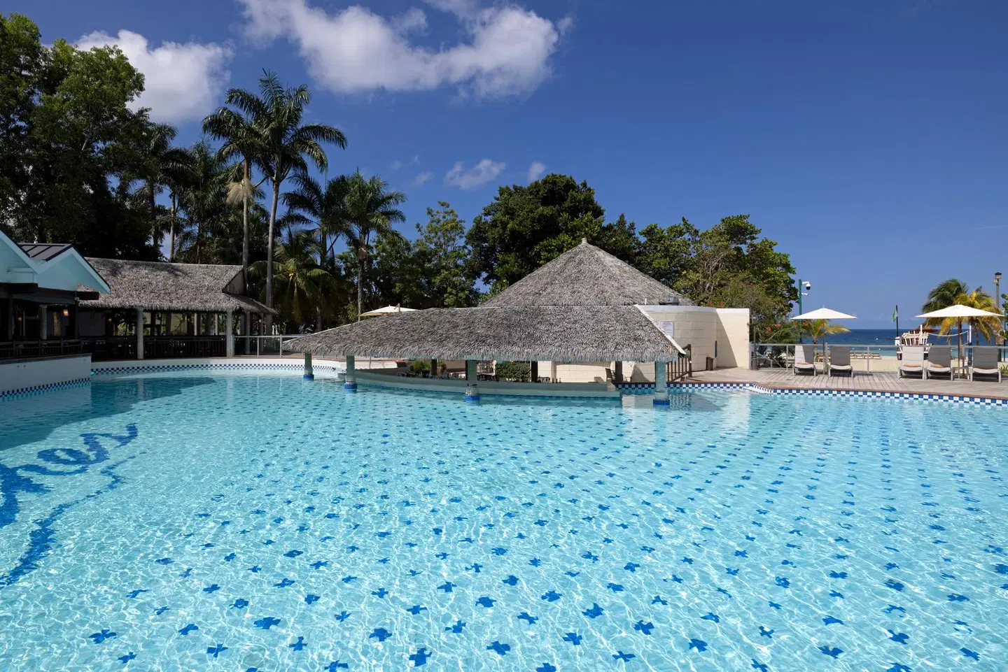 Beaches Negril Resort & Spa OUTDOOR_POOL