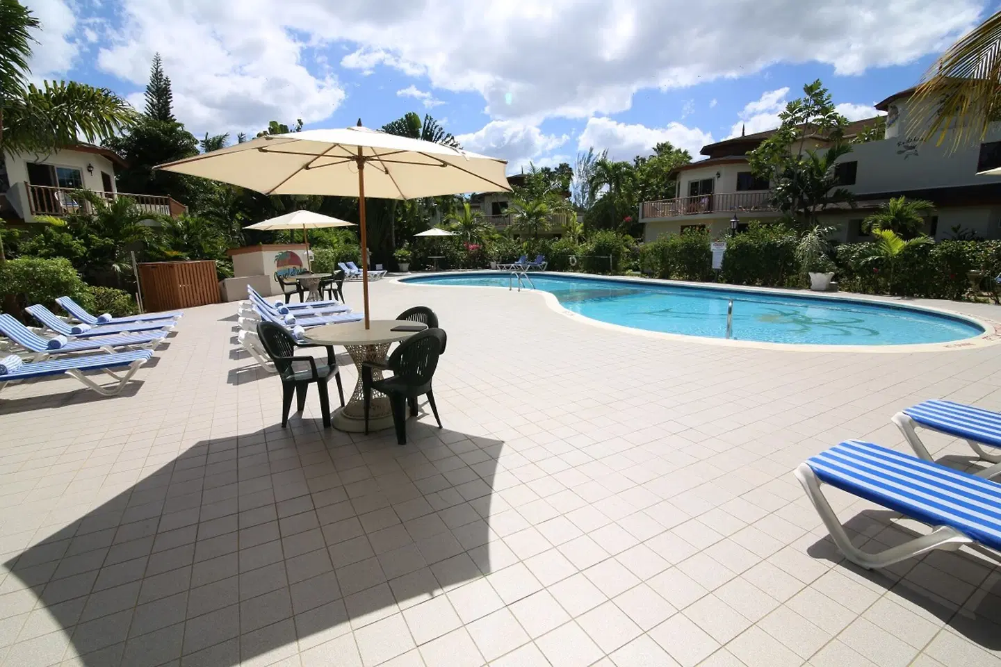 CocoLaPalm A Seaside Resort OUTDOOR_POOL