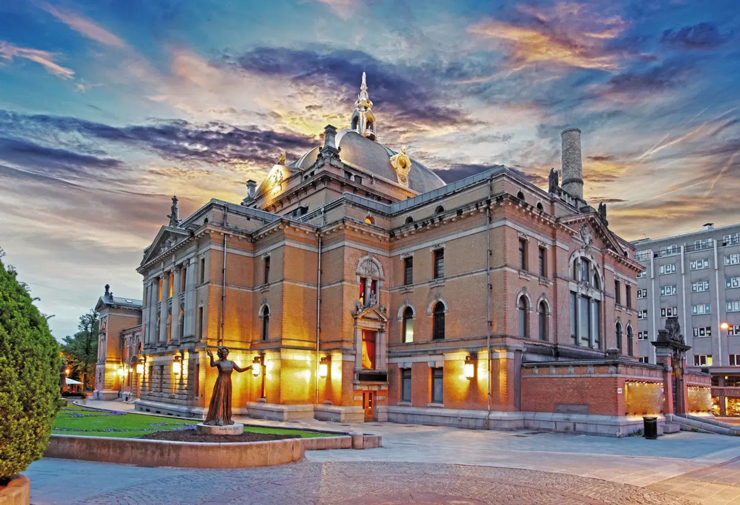 Mit Postschiff und Bahn durch Norwegen EXTERIOR