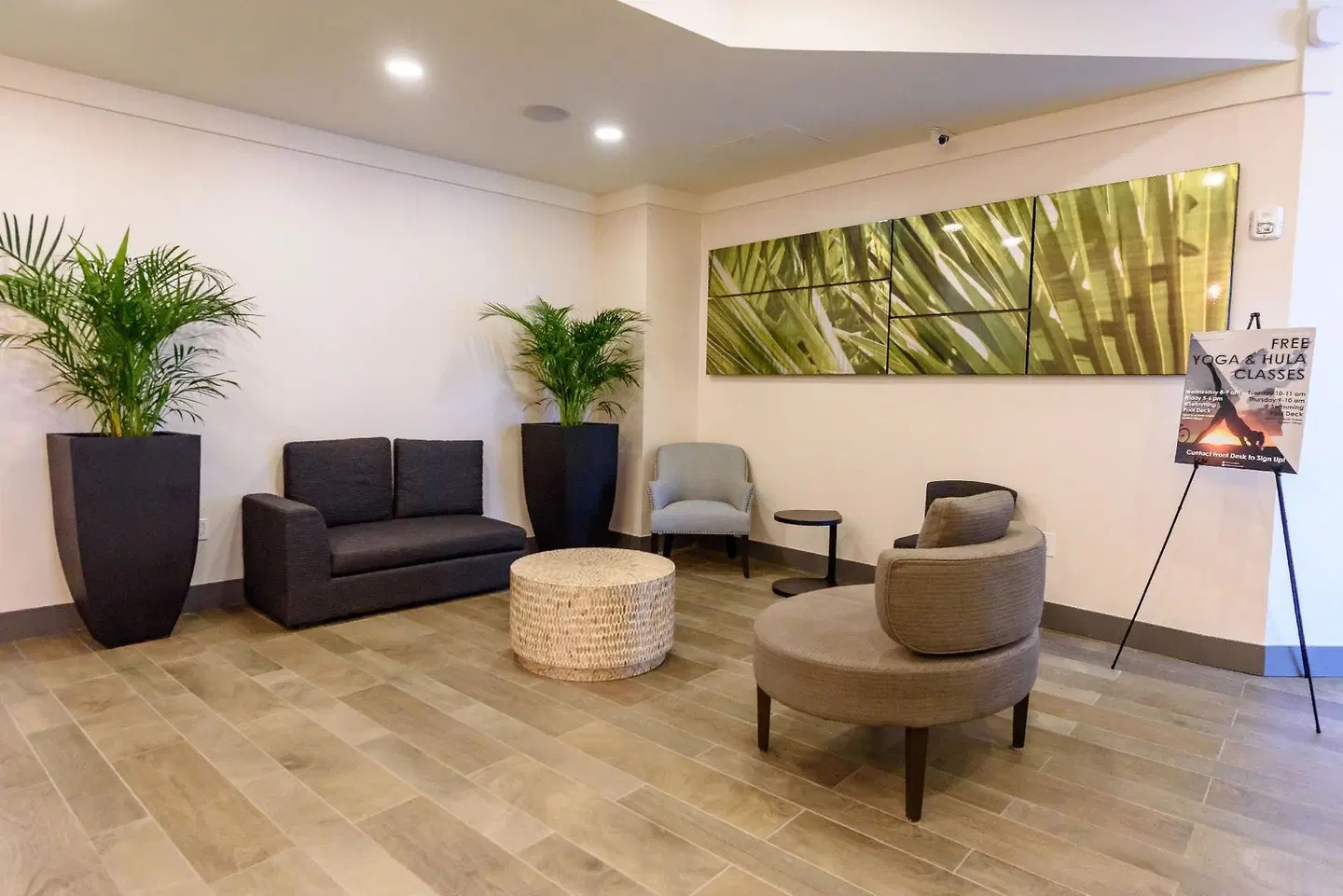 Polynesian Plaza LOUNGE_LOBBY