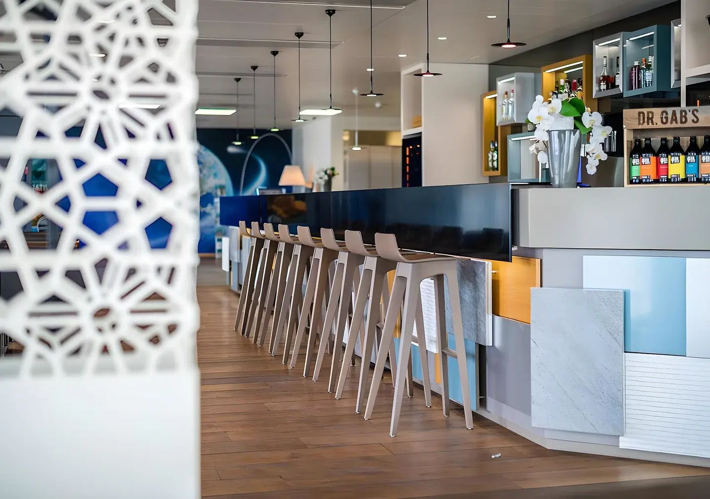 B&B HOTEL Lausanne Crissier Bar