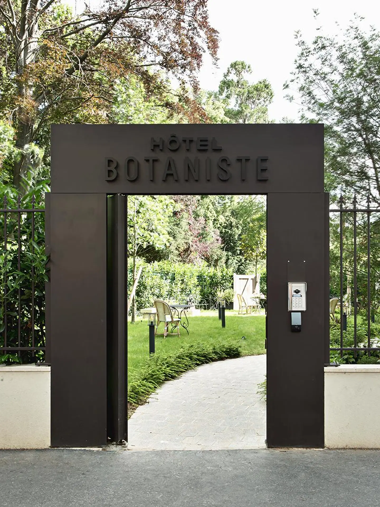 Hôtel Botaniste EXTERIOR