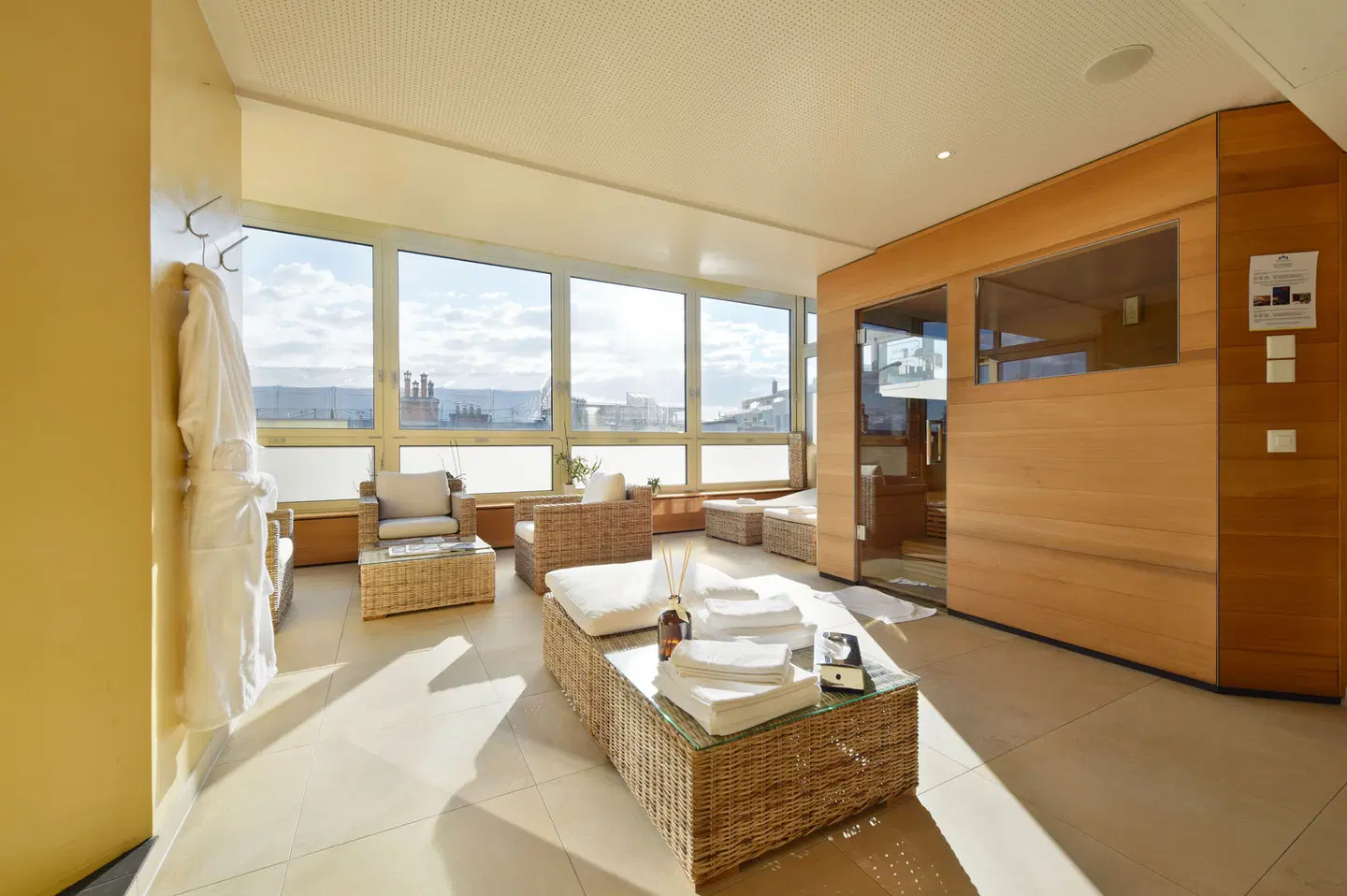 Astra Vevey HEALTH_BEAUTY