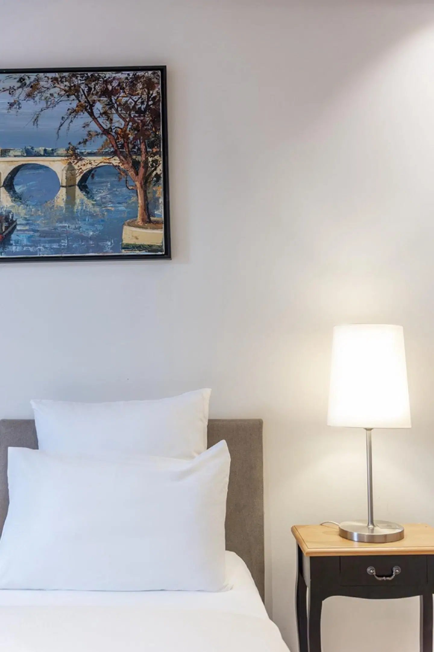 La Rouvenaz ROOM_EXAMPLE