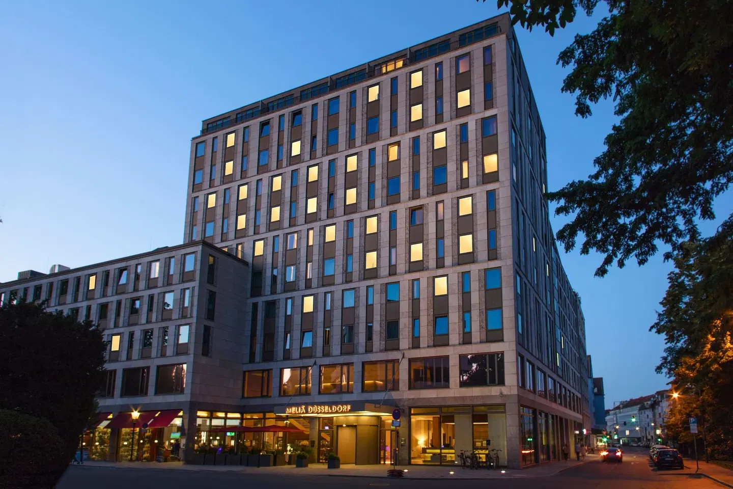 Meliá Düsseldorf EXTERIOR