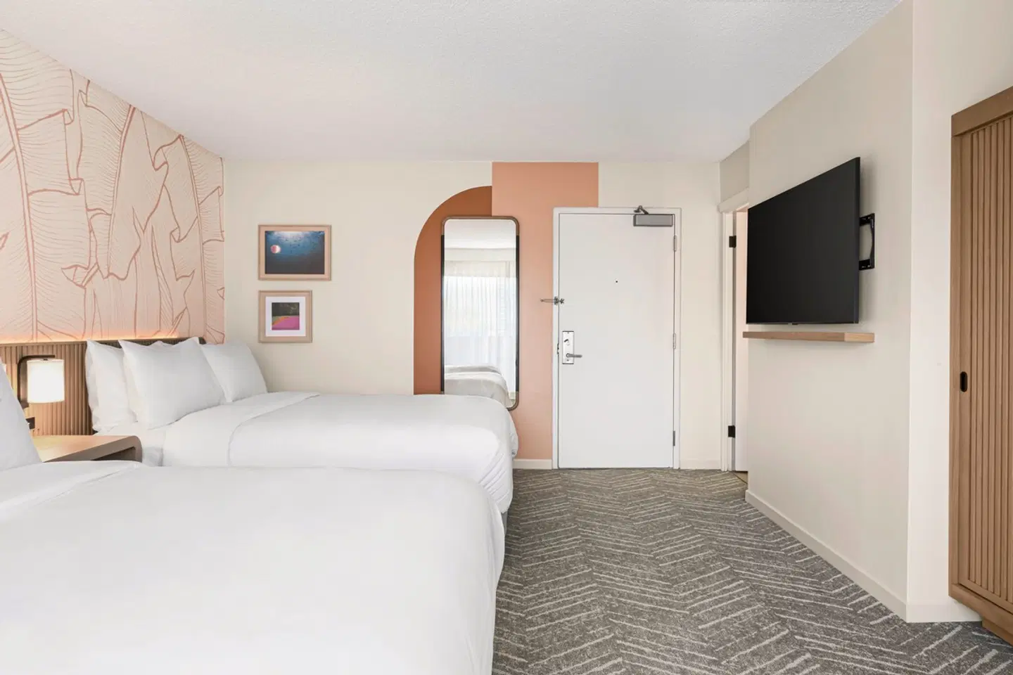 The Ambassador Hotel of Waikiki, Tapestry Collection by Hilton ROOM_EXAMPLE