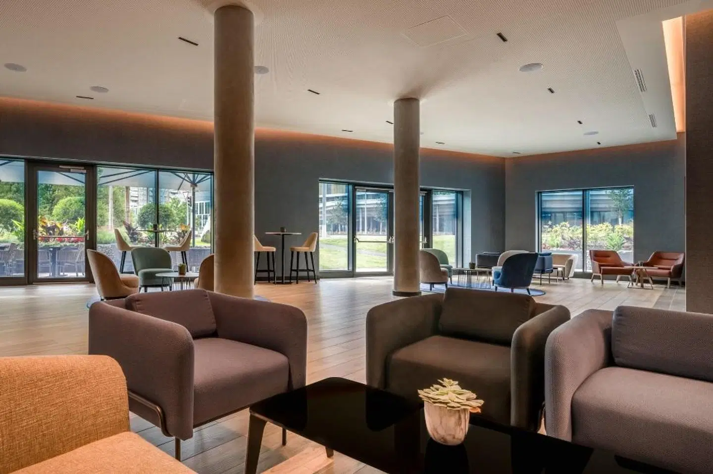 Geneva Marriott Hotel LOUNGE_LOBBY